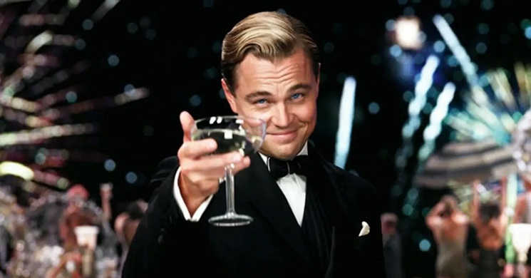 Leonardo DiCaprio no filme O Grande Gatsby