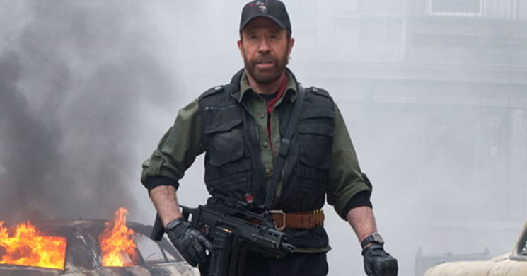 Chuck Norris regressa à ação no filme de ficção científica 